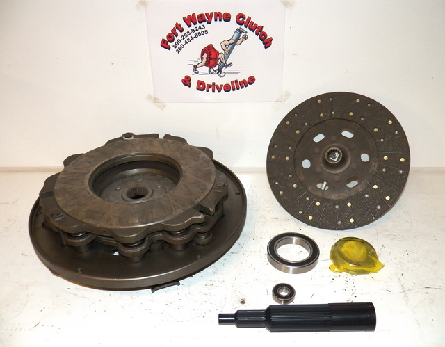 R51392 NEW Clutch Components Bottom Cast Plate For John Deere 3010 3020